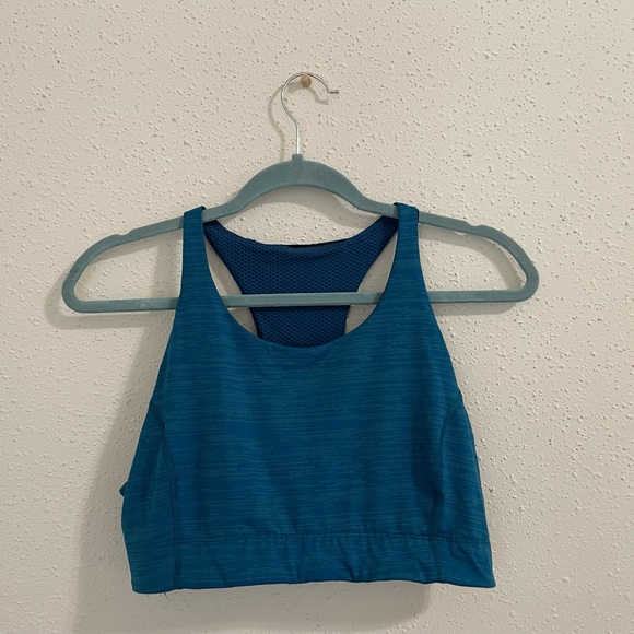 Outdoor Voices Apex Bra in Gulf - Blue Two Tone Heathered Sports Bra - Picture 2 of 14